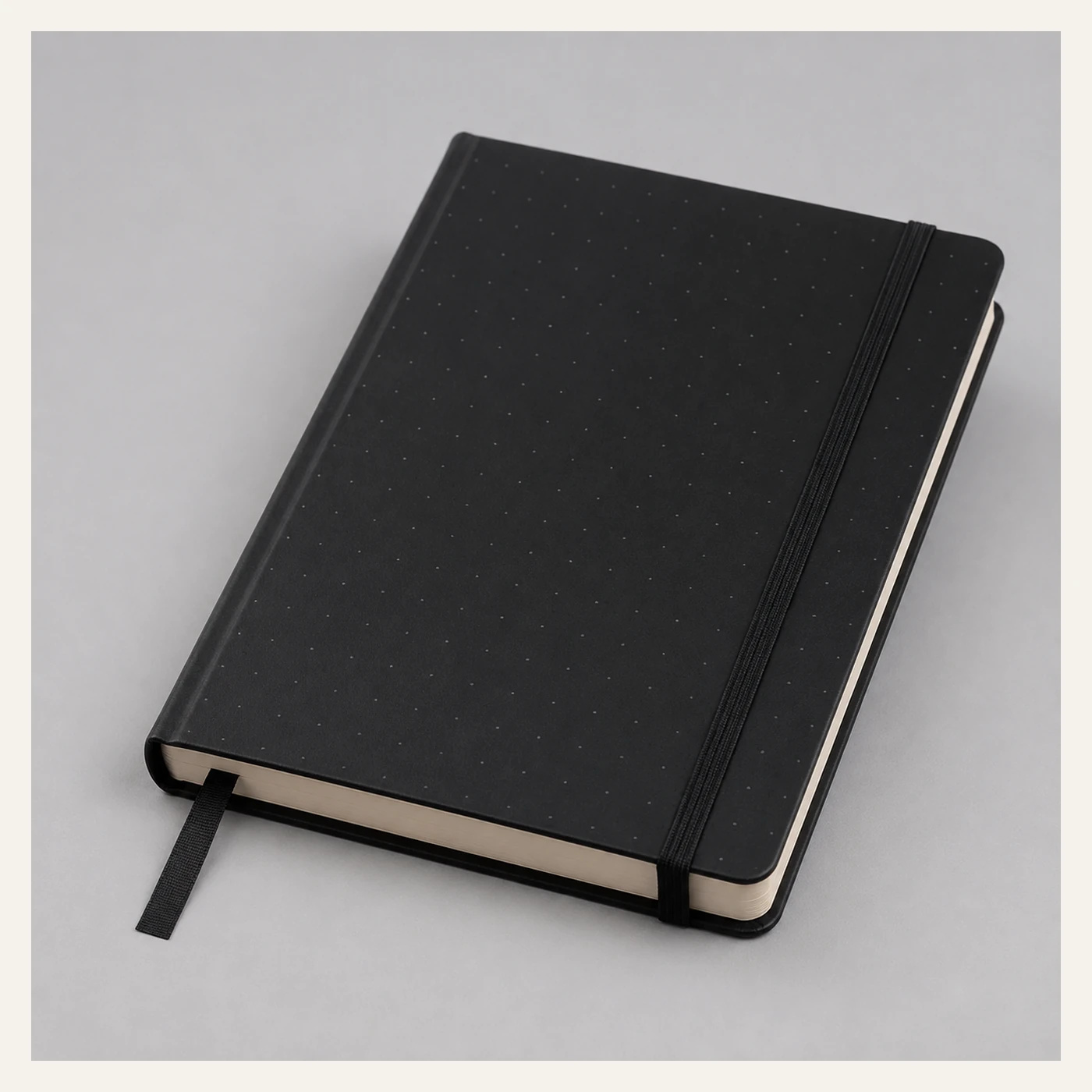 Black Minimal Hardcover Journal